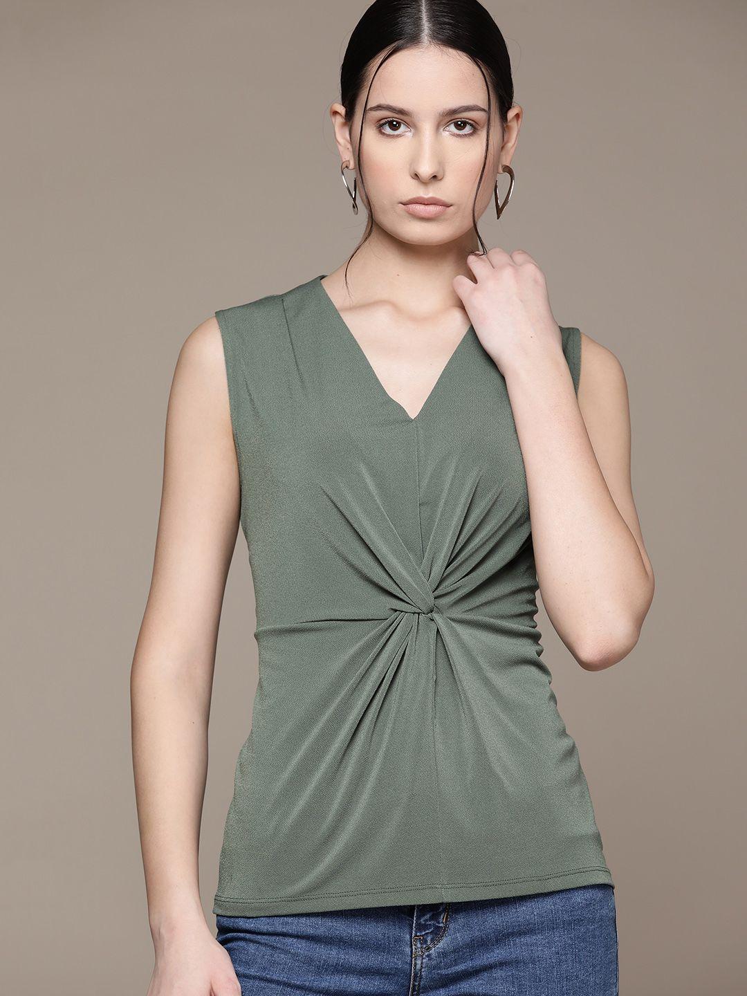 v-neck twisted sleeveless solid top