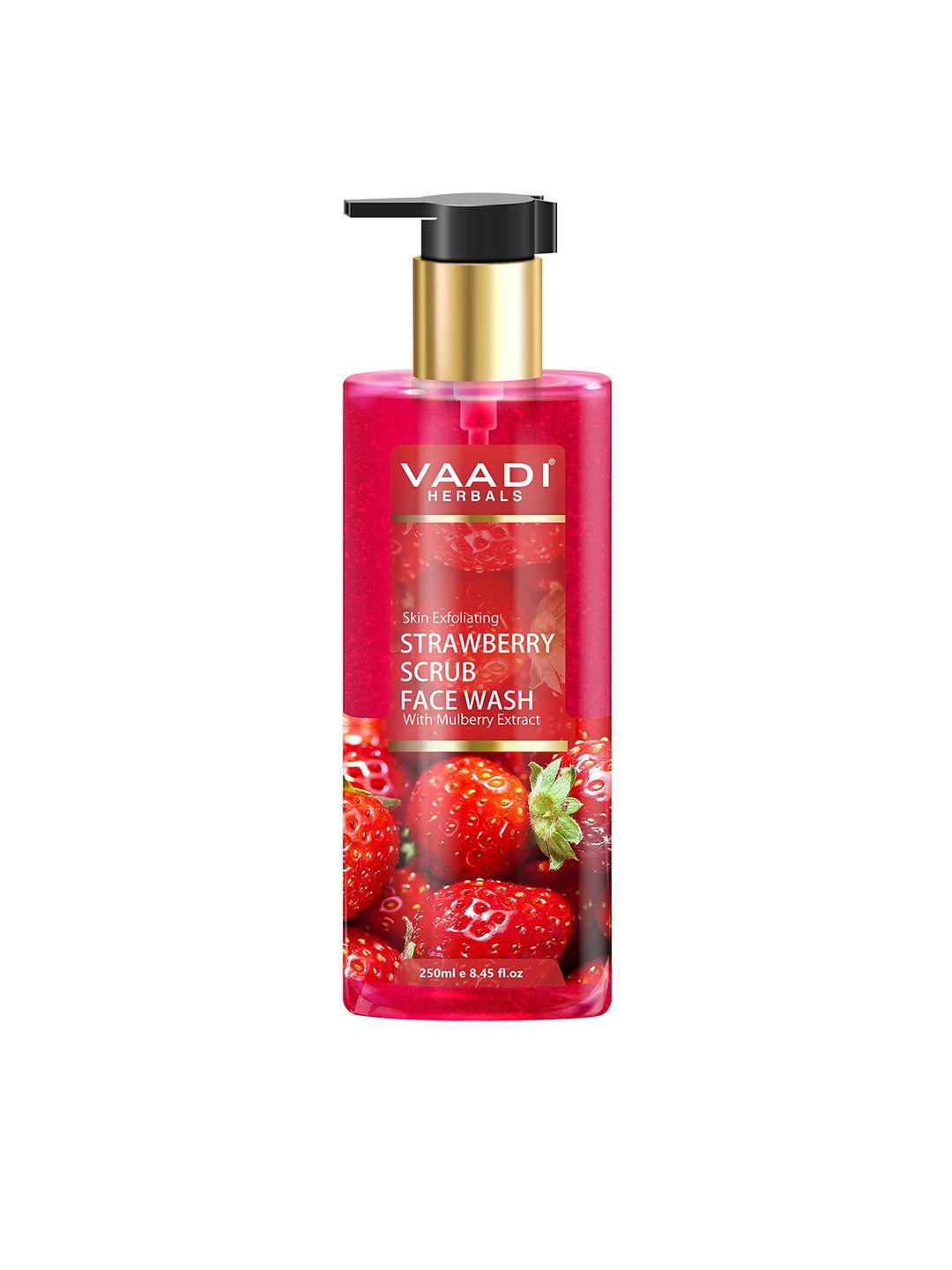 vaadi herbals strawberry scrub face wash with mulberry extract - 250ml