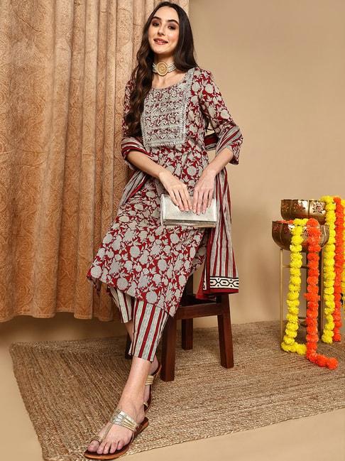 vaamsi maroon cotton embroidered kurta with pant & dupatta