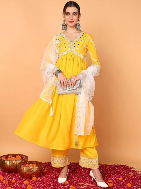 vaamsi yellow embroidered kurta pant set with dupatta