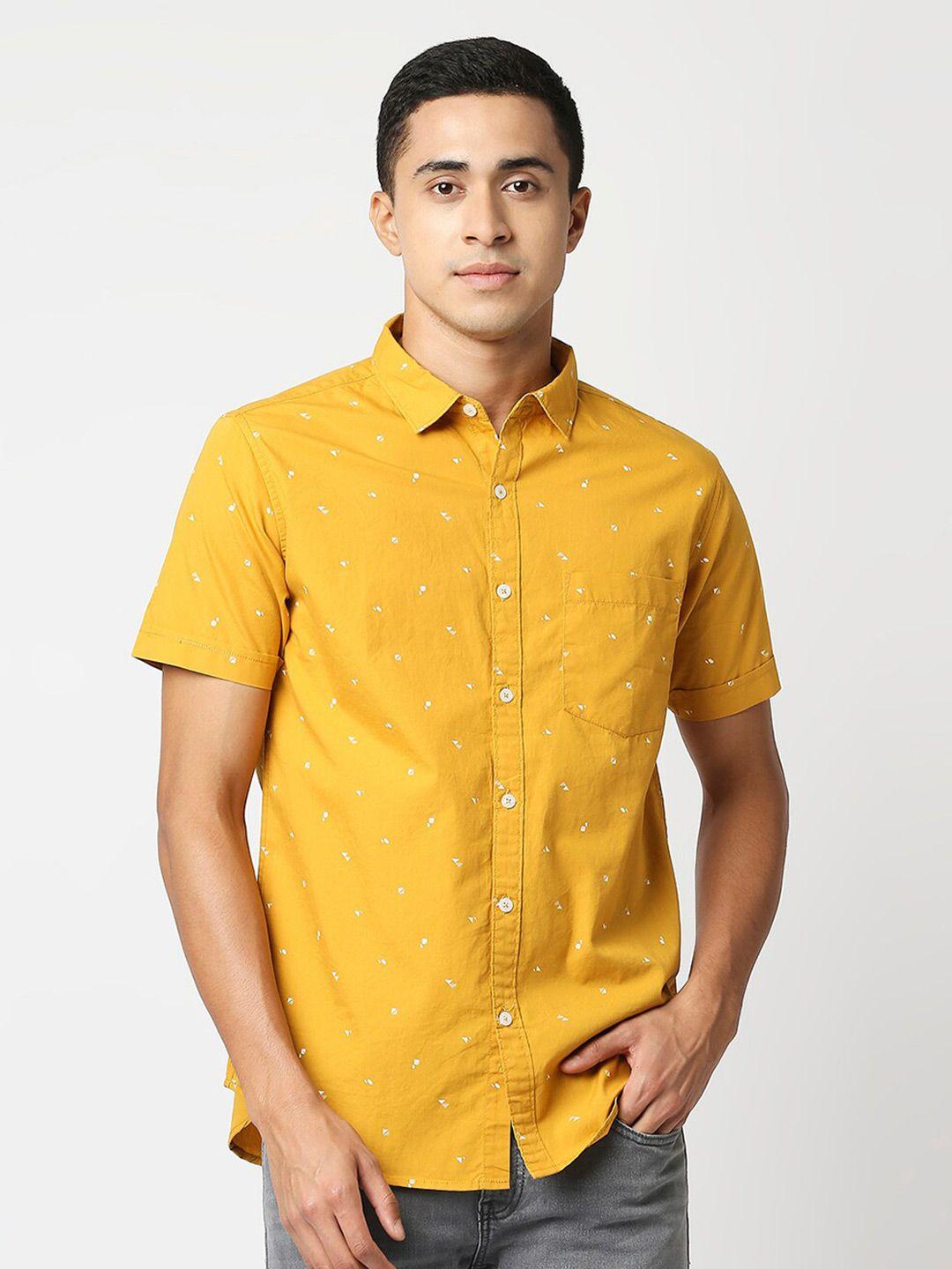 valen club men yellow slim fit printed pure cotton casual shirt