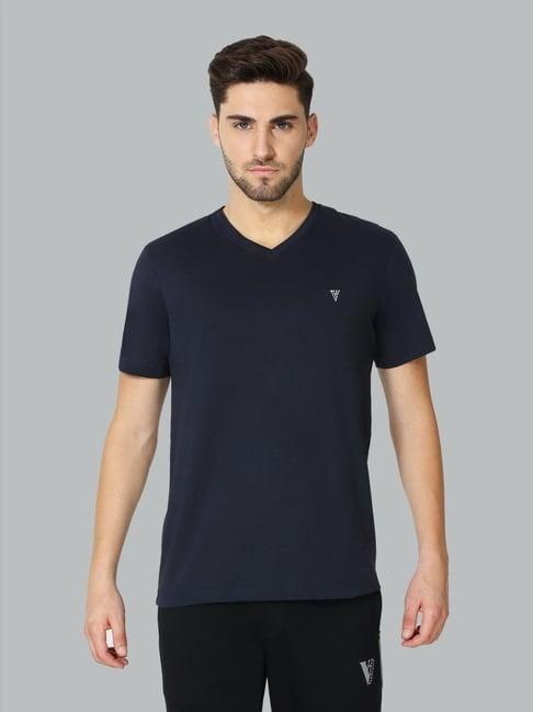 van heusen athleisure regular fit smart tech easy stain release solid t-shirt - navy