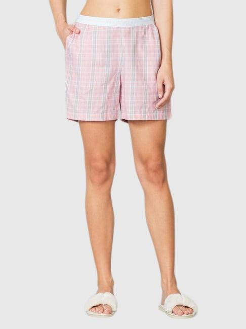 van heusen pink checks shorts