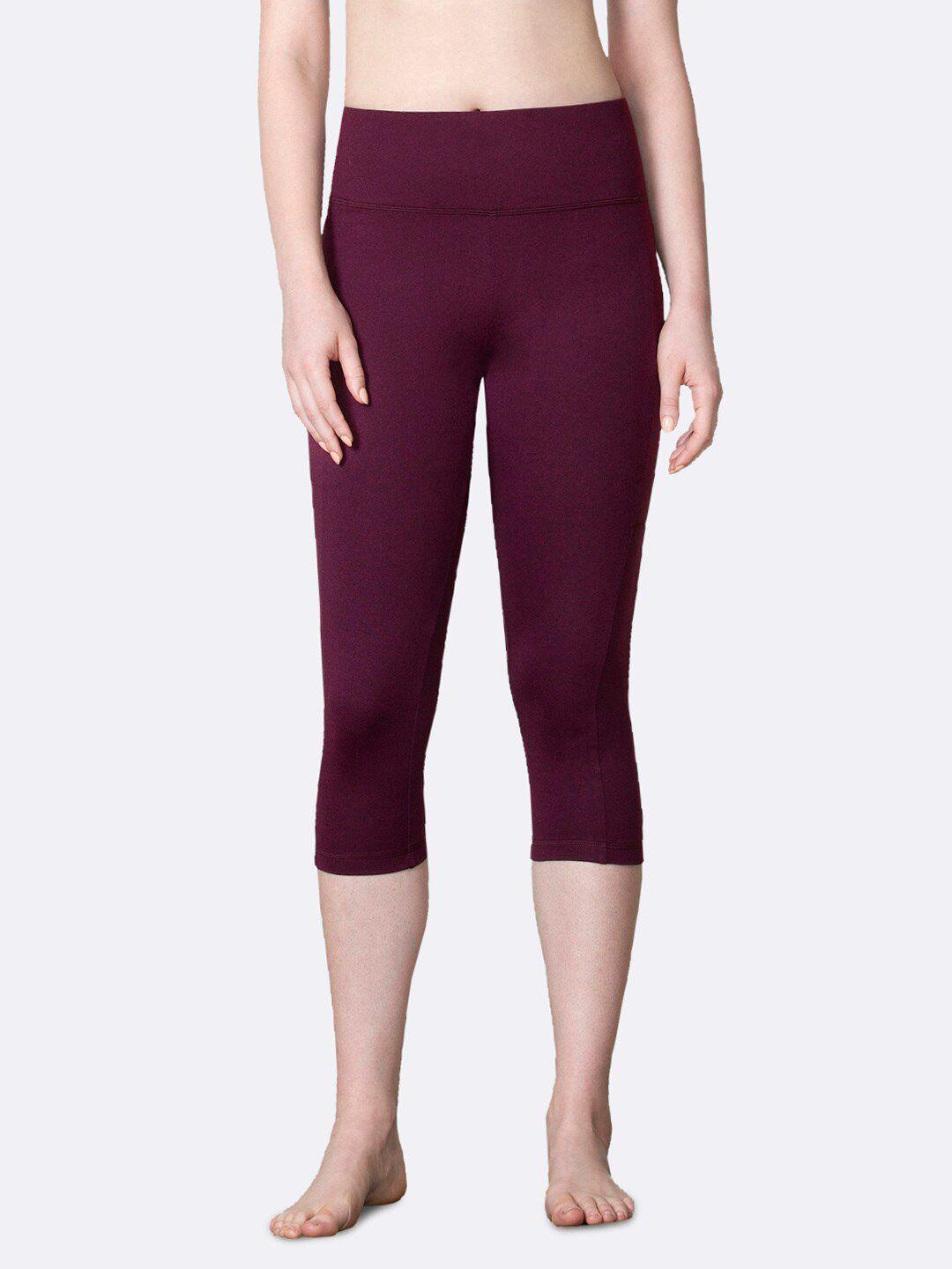 van heusen proactive women snug fit high stretch yoga capri