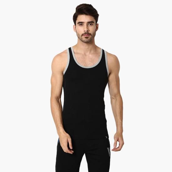 van heusen solid cotton innerwear vest