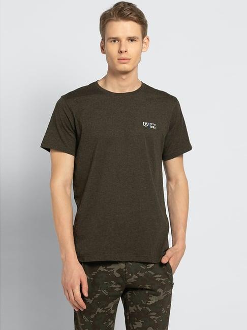 van heusen sport regular fit crew neck short sleeve solid t-shirt - military