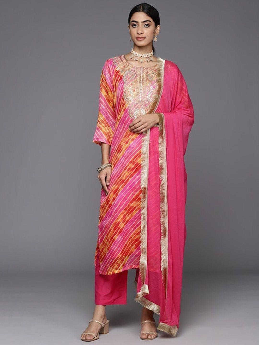 varanga pink leheriya printed thread work straight kurta & trousers & with dupatta