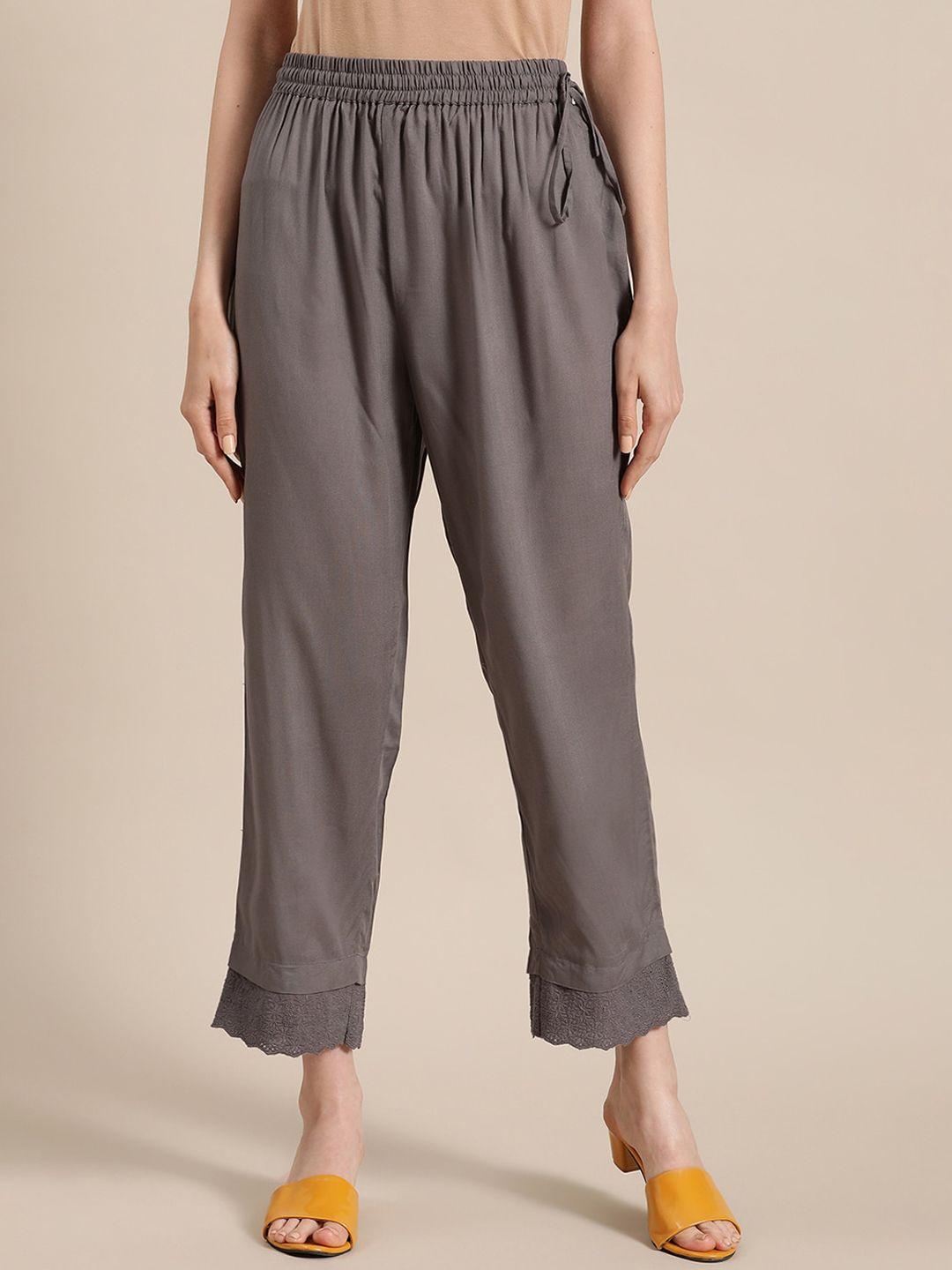 varanga women grey solid cropped trousers