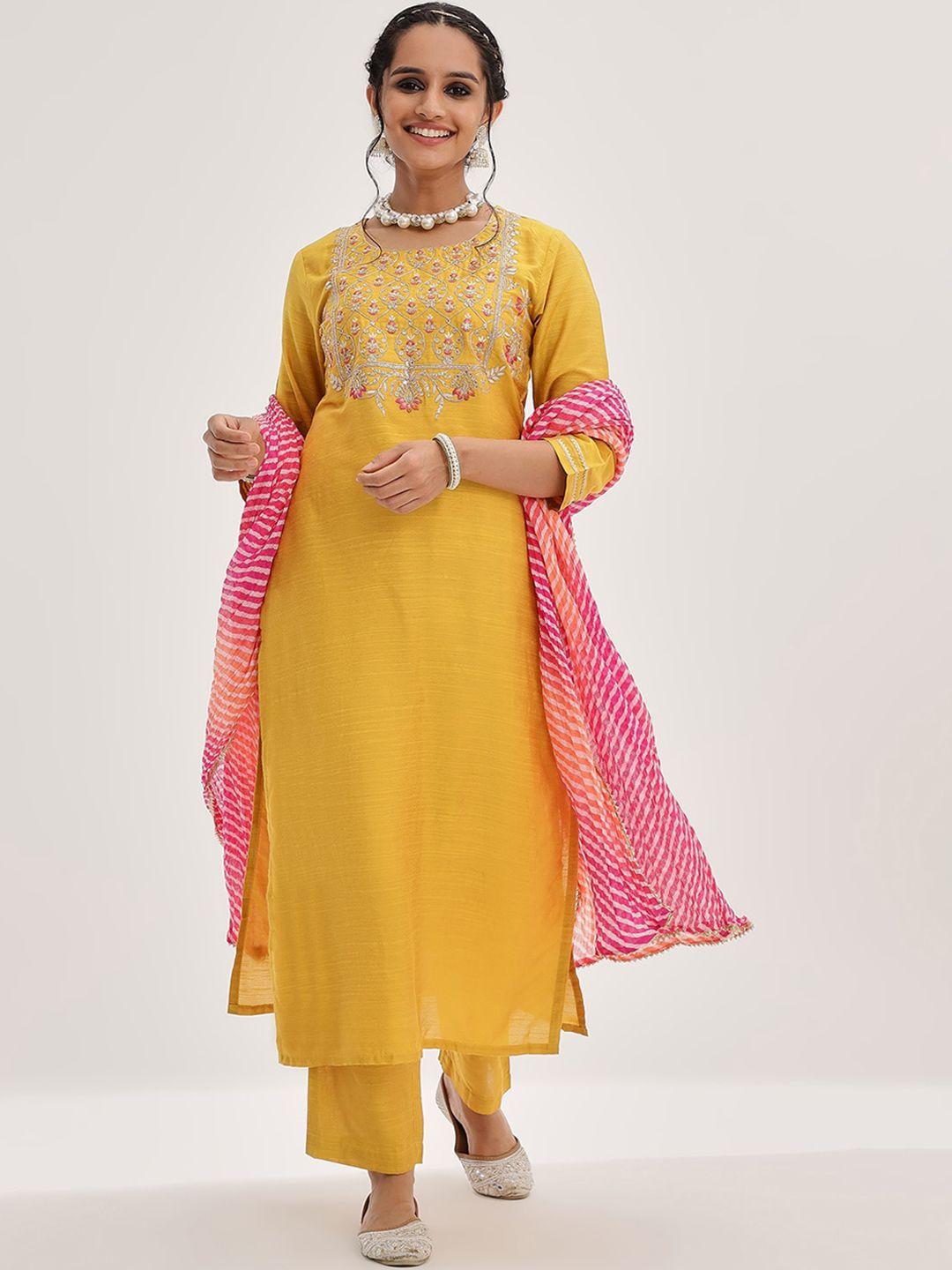 varanga ethnic motifs yoke design sequinned kurta & trousers with dupatta