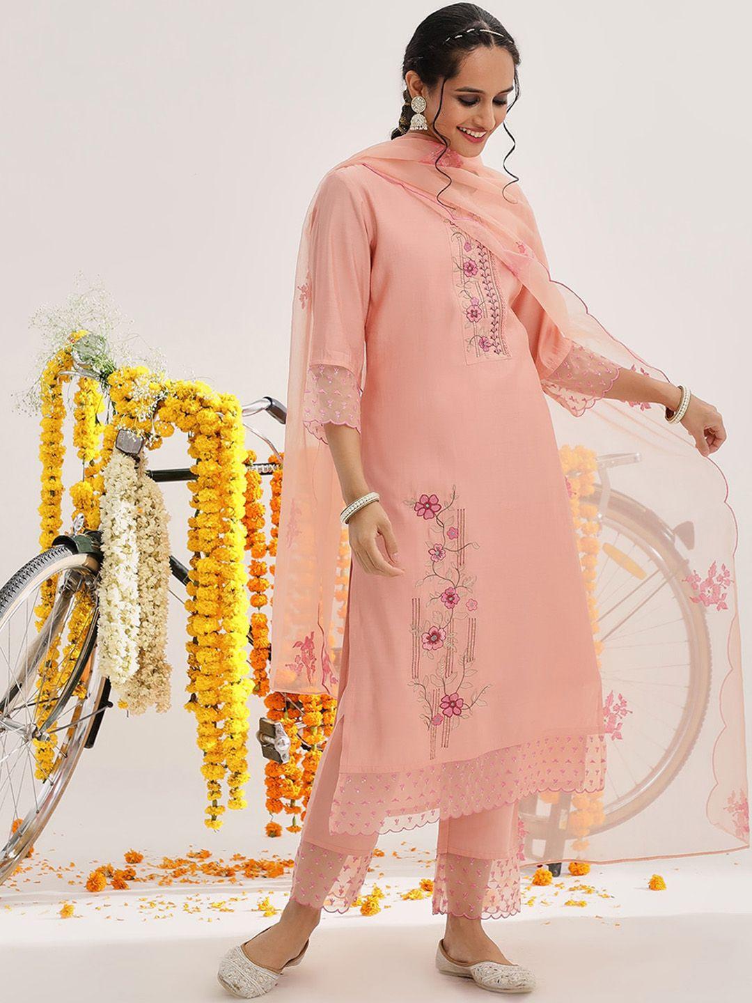 varanga floral embroidered sequinned kurta & trousers with dupatta