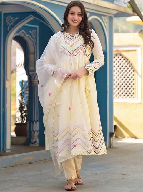 varanga off-white cotton embroidered kurta pant set with dupatta