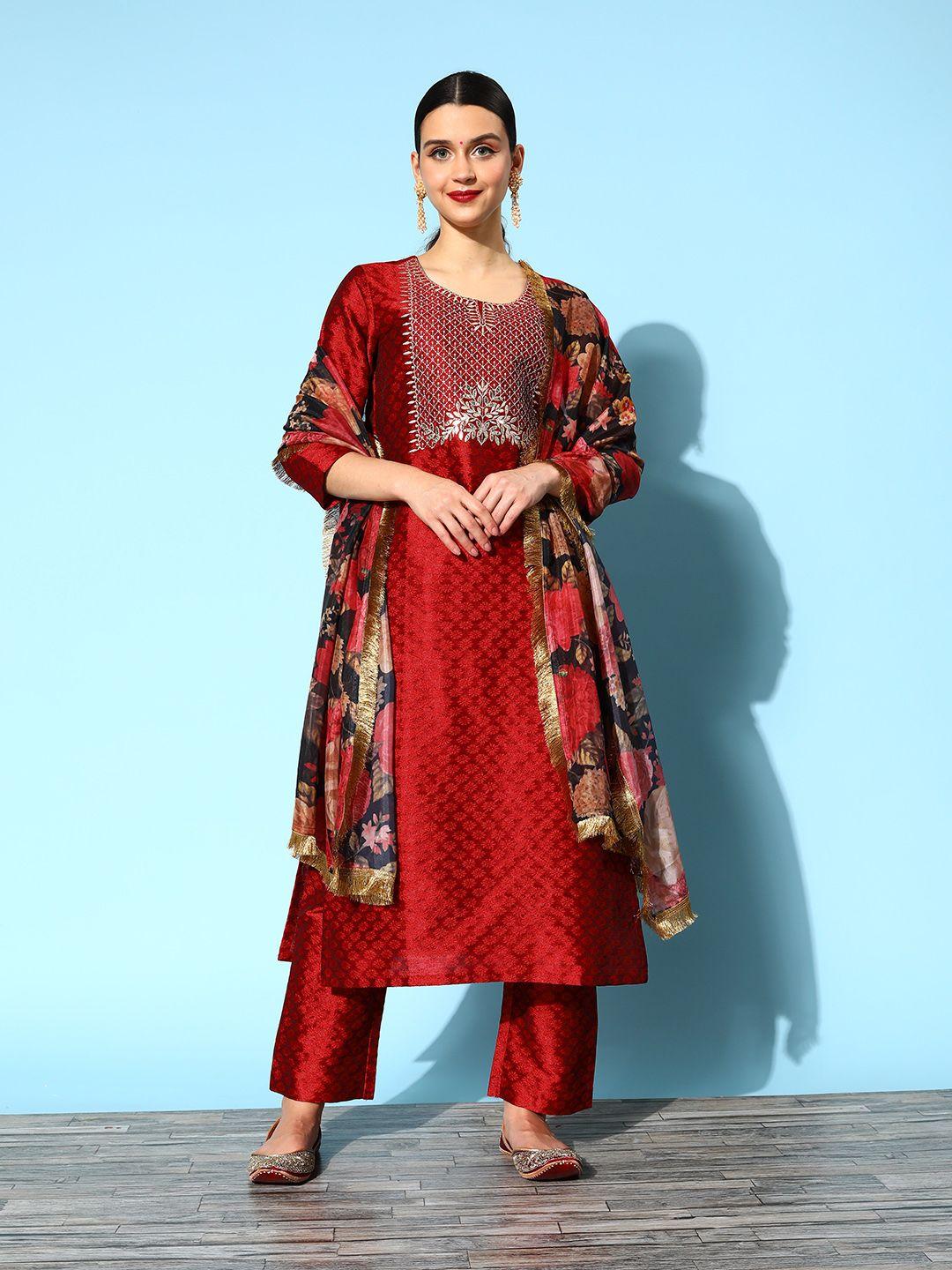 varanga women solid silk blend hyper texture kurta set