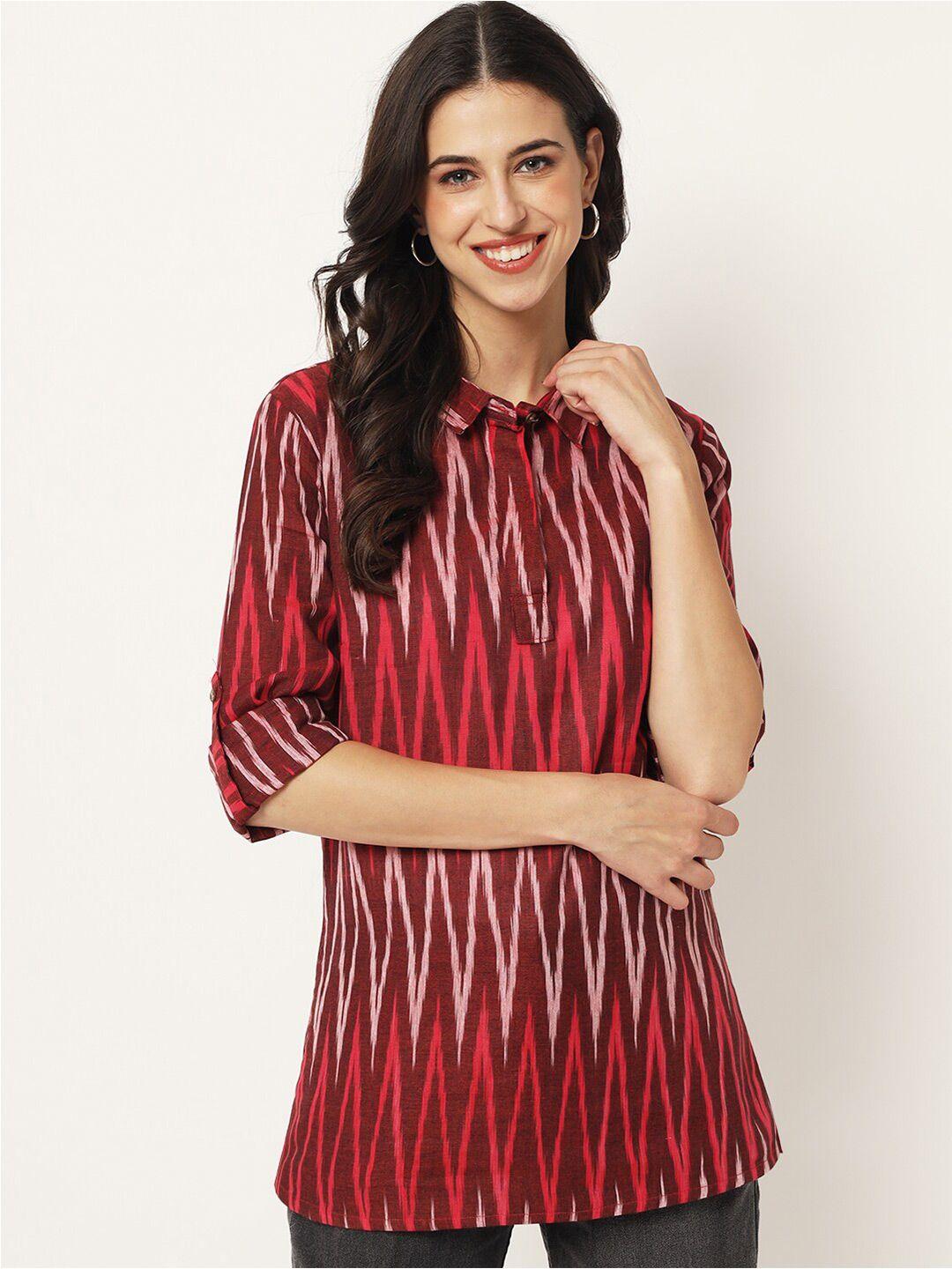 vastraa fusion women maroon geometric print roll-up sleeves top