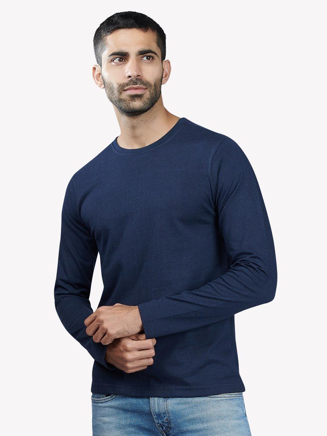 vastrado men navy blue solid cotton t-shirt
