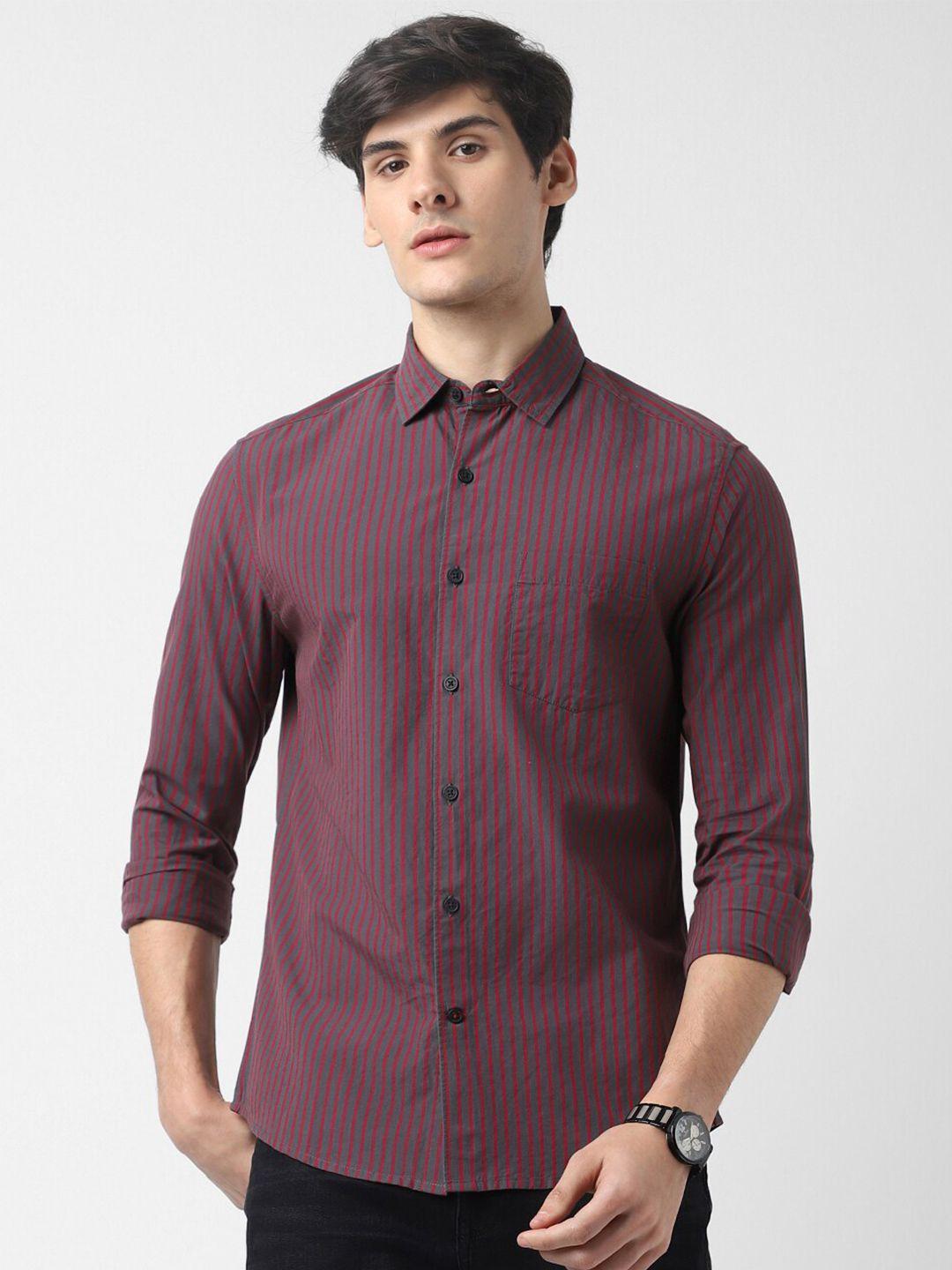 vastrado men grey opaque checked casual shirt