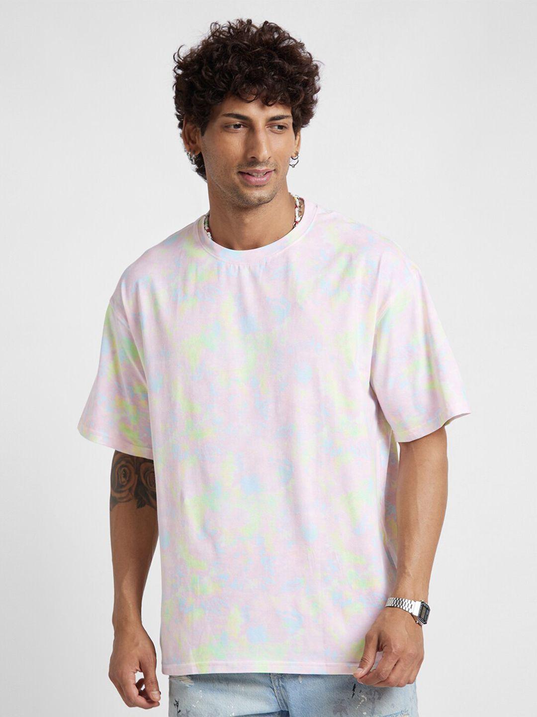 vastrado men multicoloured printed henley neck applique loose t-shirt