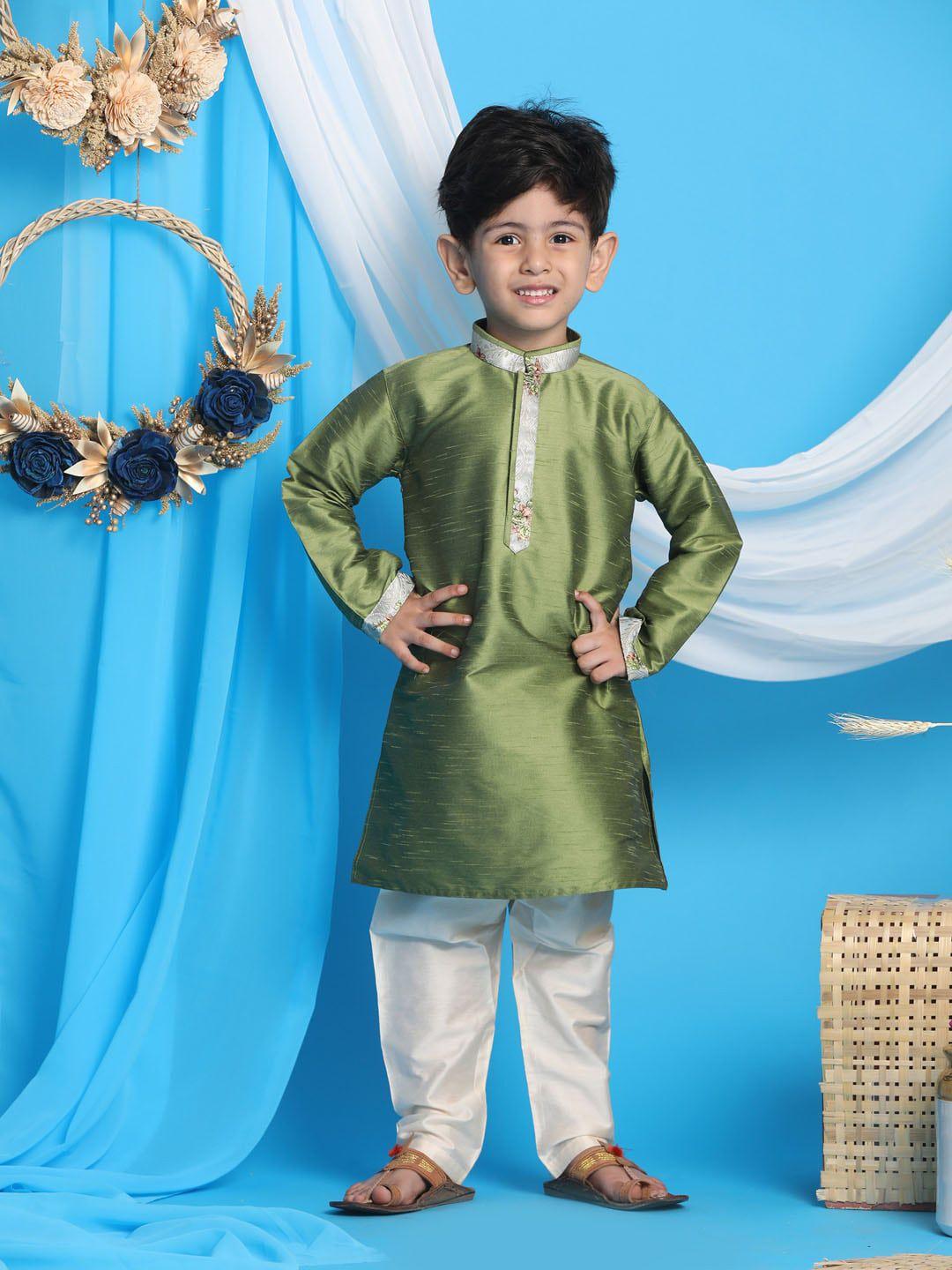 vastramay boys thread work kurta with pyjamas