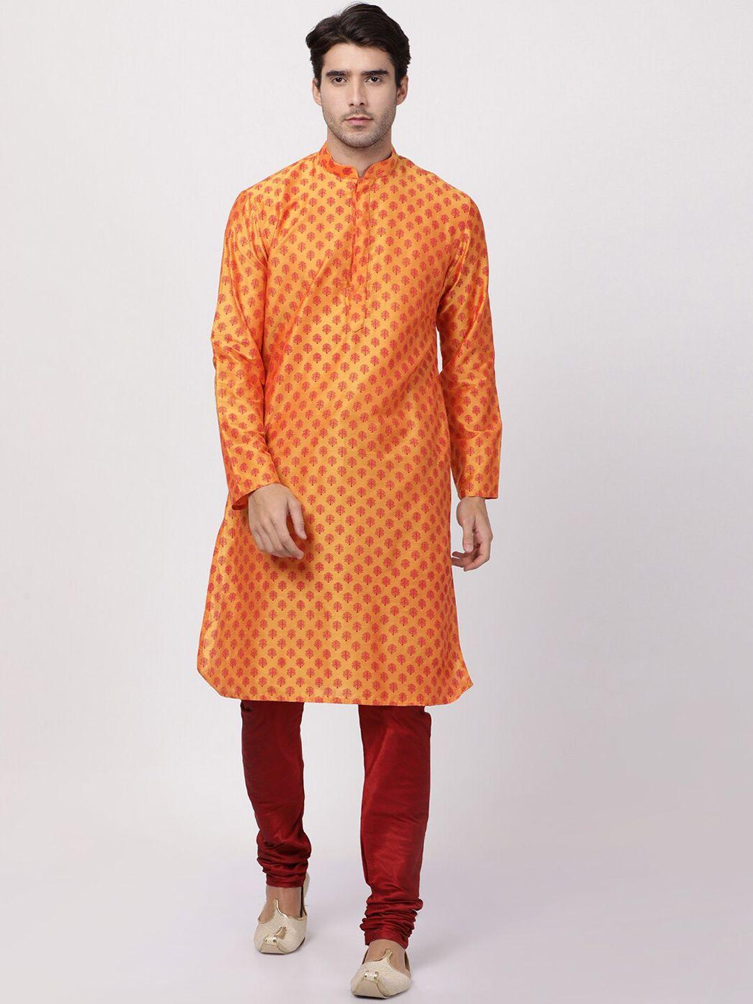 vastramay men orange & red printed kurta with churidar