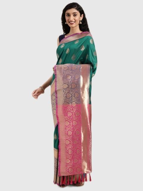 vastranand green textured saree with blouse