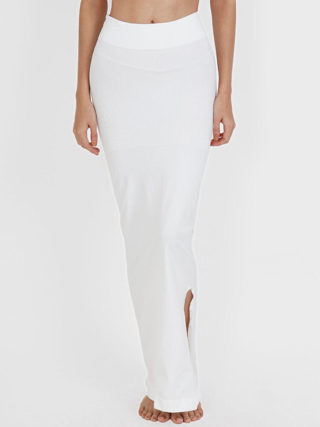 vega women white solid saree shapewear