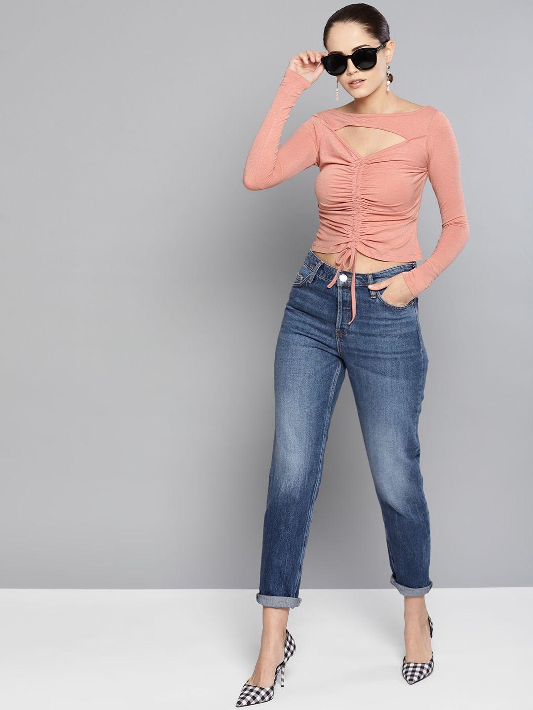 veni vidi vici women peach-coloured solid fitted crop top