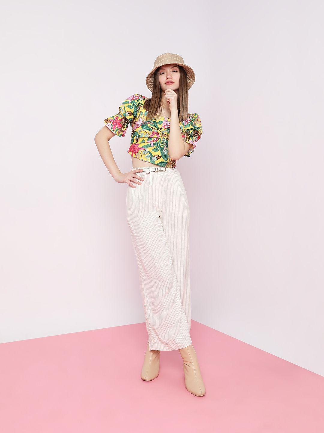 vero moda sweetheart neck puff sleeves smocked floral printed fitted crop top