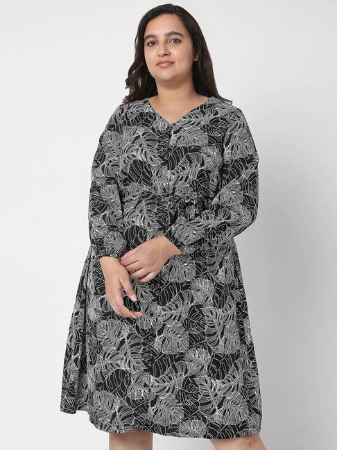 vero moda curve black & white printed fit & flare dress