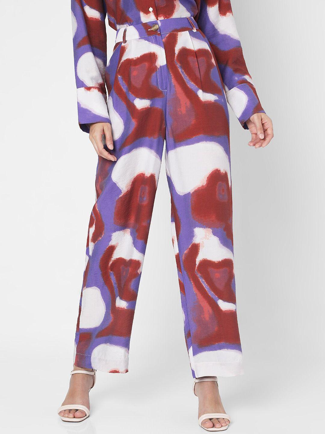 vero moda women abstract printed straight fit high-rise trousers