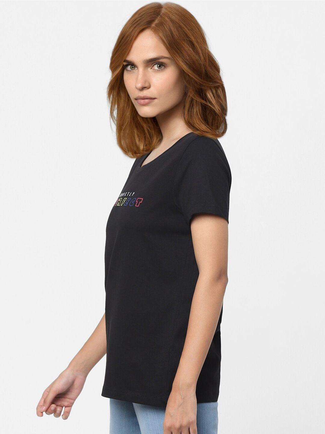 vero moda women black v-neck drop-shoulder sleeves applique t-shirt