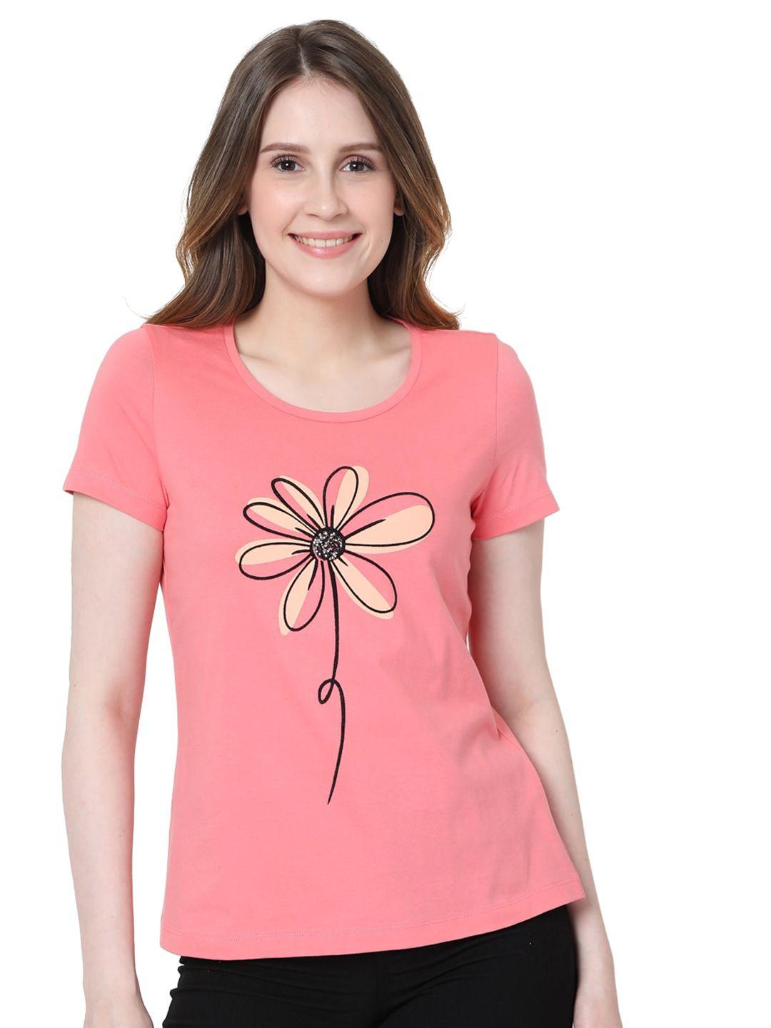 vero moda women coral pink & black floral printed cotton t-shirt