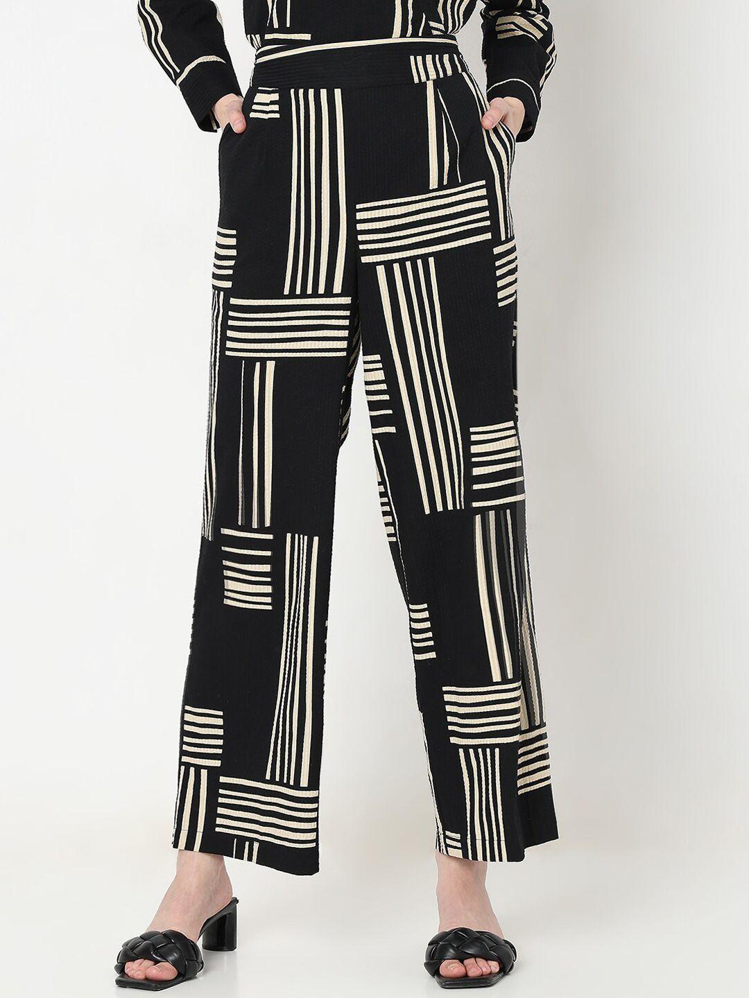 vero moda women geometric printed loose fit high-rise cotton trousers