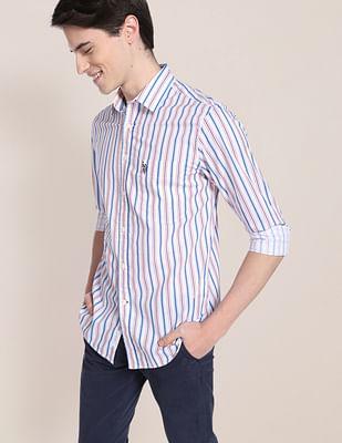 vertical stripe casual shirt