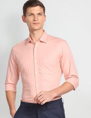 vertical stripe dobby formal shirt