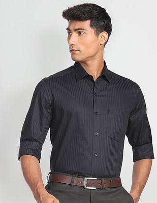 vertical stripe dobby formal shirt