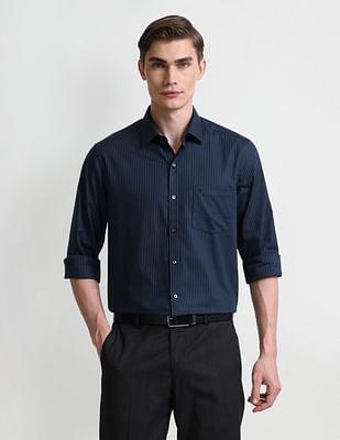 vertical stripes slim fit shirt