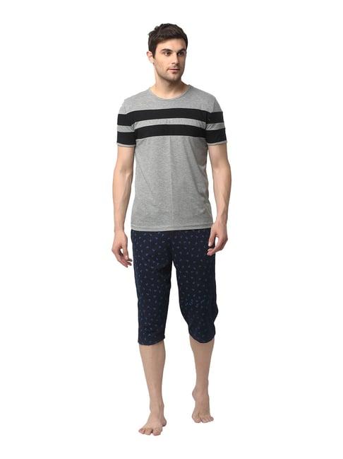 vimal jonney grey & navy printed t-shirt & capris