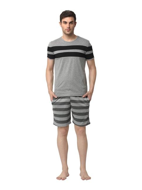 vimal jonney multicolor striped t-shirt & shorts