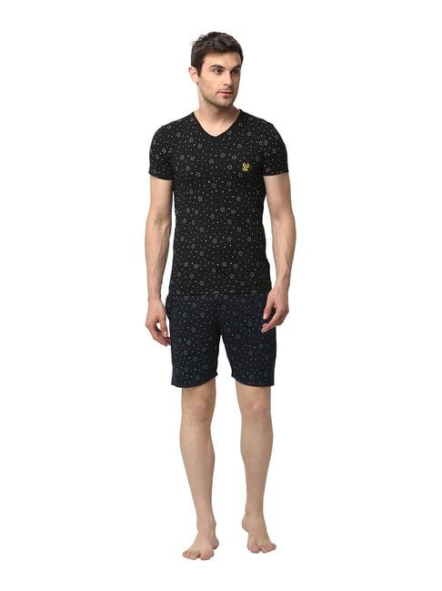 vimal jonney navy & black printed t-shirt & shorts