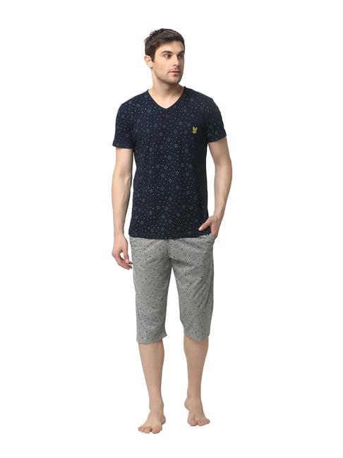 vimal jonney navy & grey printed t-shirt & capris