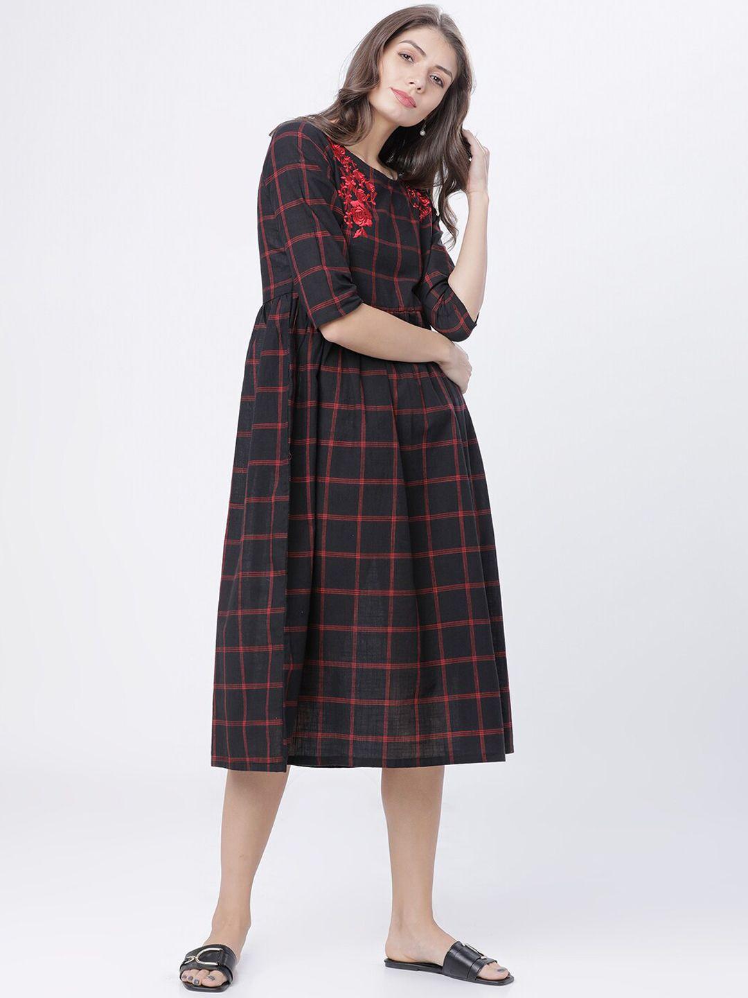 vishudh women black checked fit and flare dress