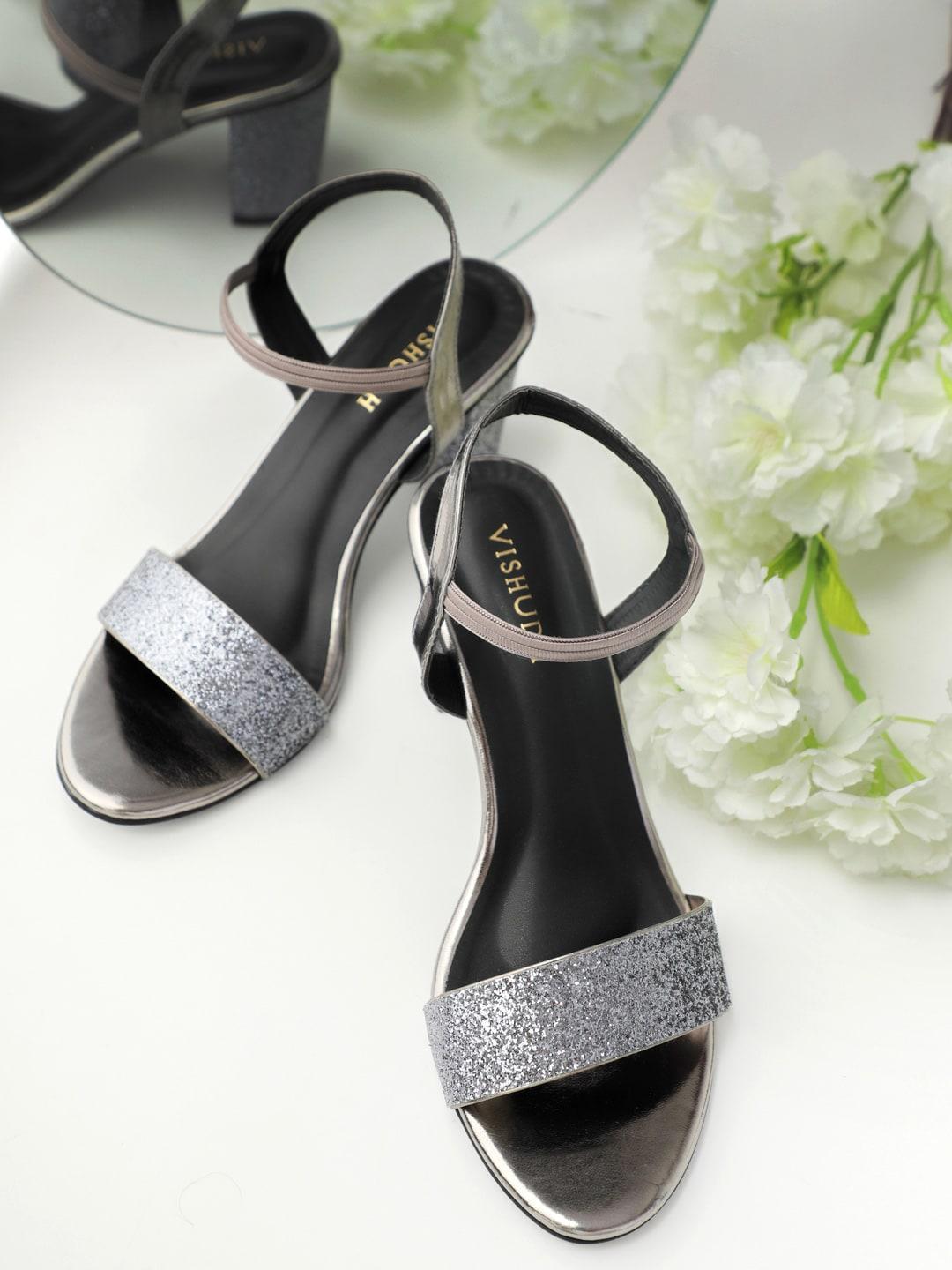 vishudh women grey solid sandals
