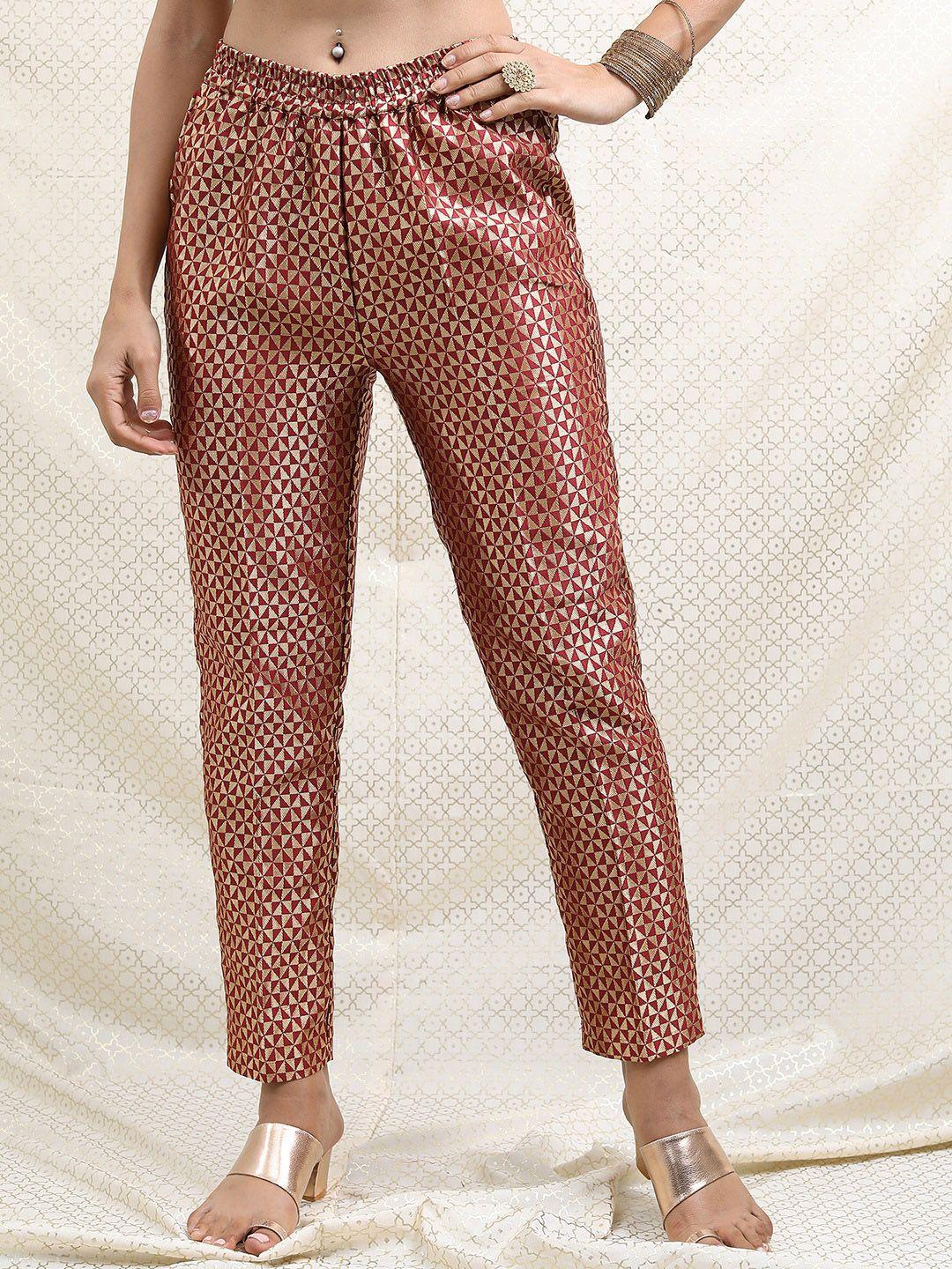 vishudh women printed cigarette trousers