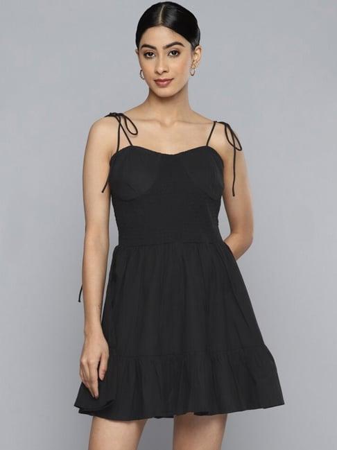 vividartsy black skater dress