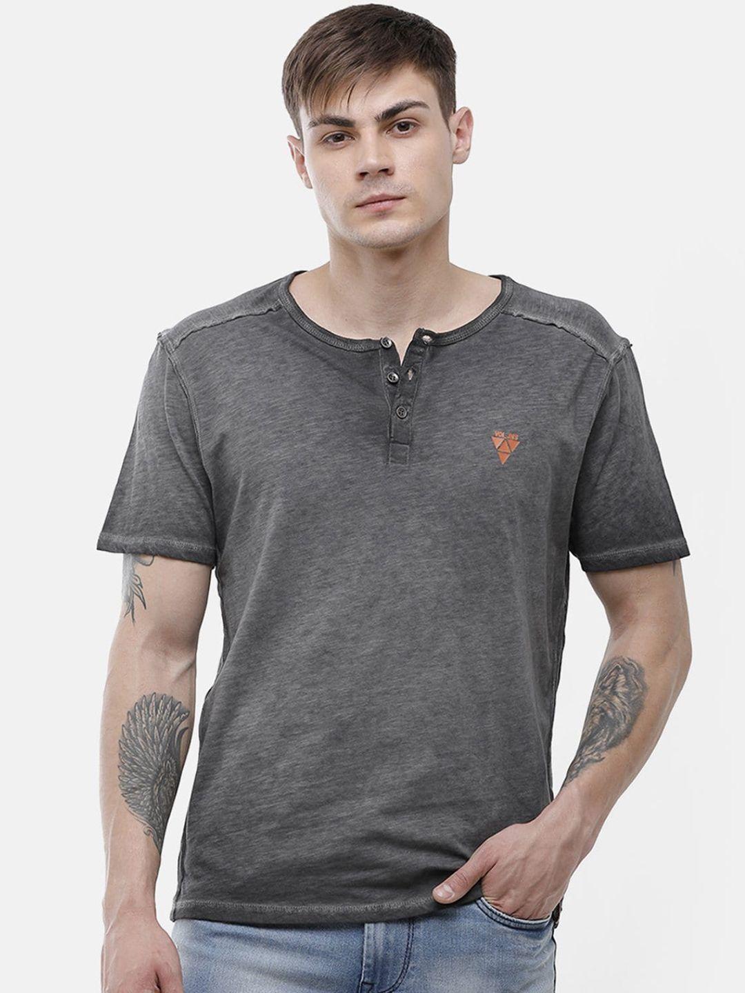 voi jeans men grey solid henley neck cotton pure cotton t-shirt