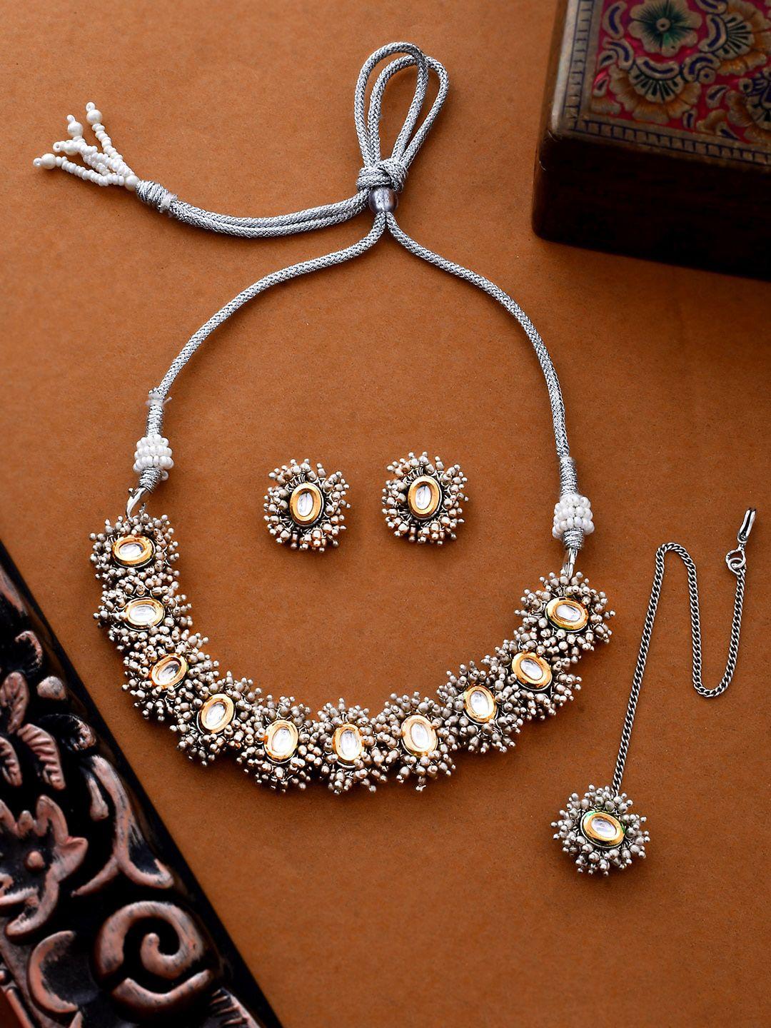 voylla beads & kundan studded jewellery set