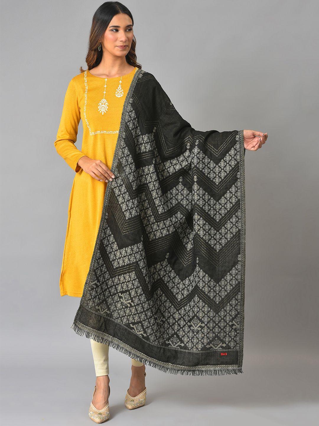 w women geometric printed wool shawl