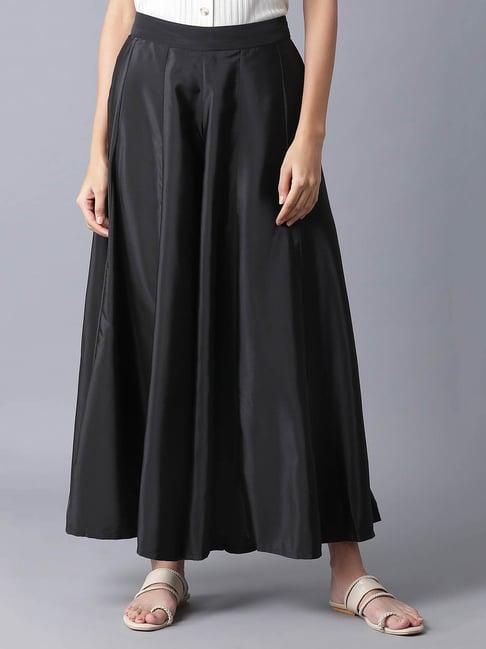 w black loose fit skirt