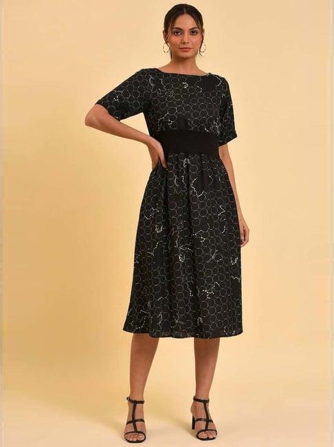 w black printed a-line dress