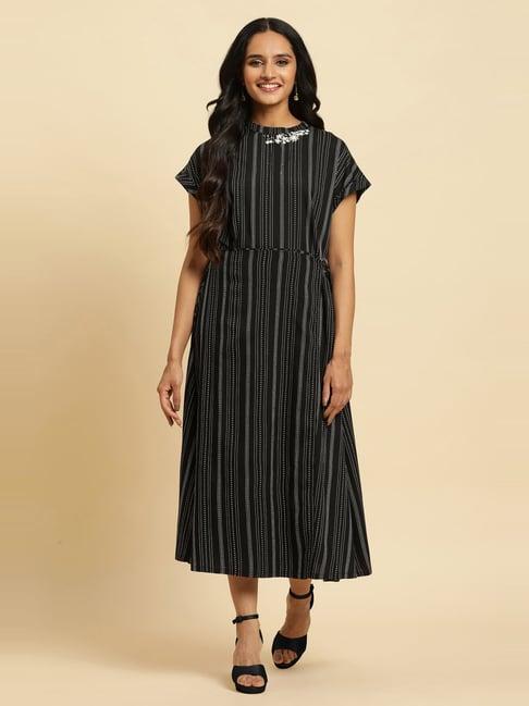 w black striped a-line dress