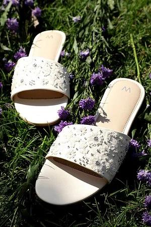 w embroidered almond toe flat-wharmony